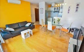 Ibis Apartment